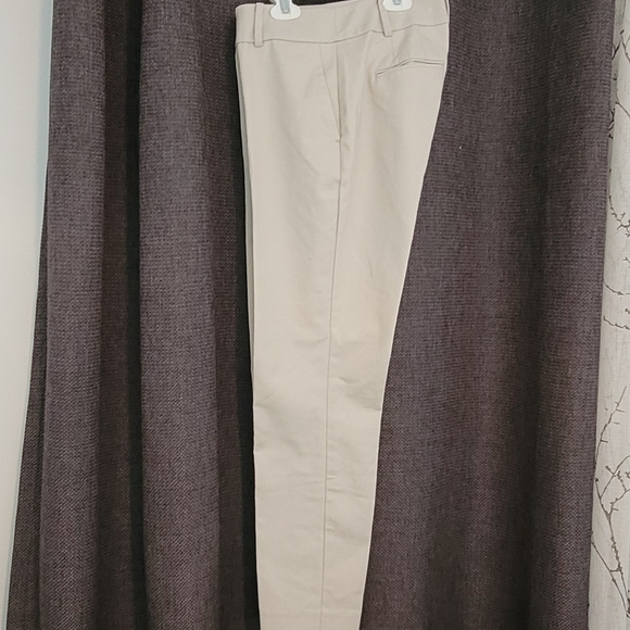 Ann Taylor petite pants - Picture 13 of 17